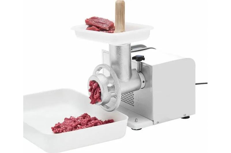 PicadorayEmbutidoradeCarneSeeryANDPRONR8