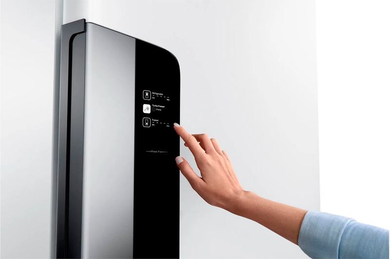 Heladera-No-Frost-Inverter-Ariston-TRE44AB-397L-Blanco