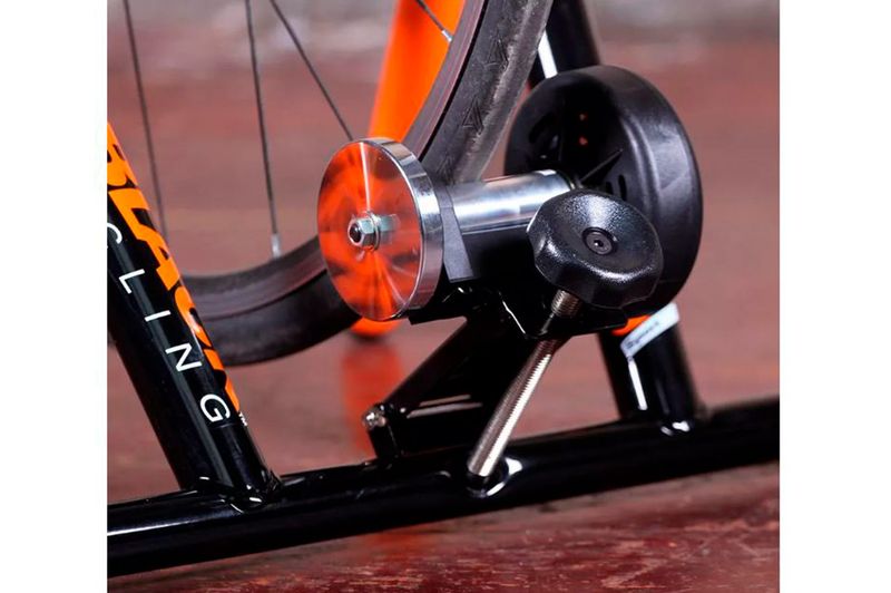 Rodillo-de-Entrenamiento-con-Resistencia-Magnetica-Jetblack-JBTS1V2