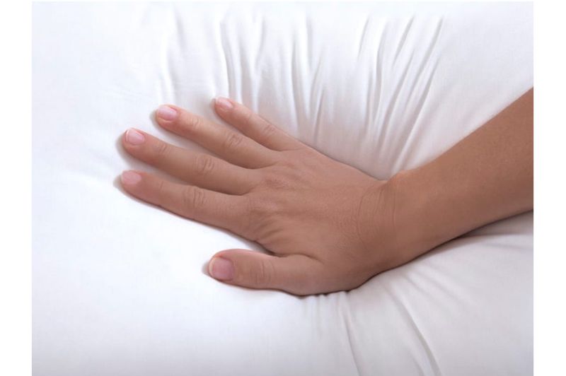Almohada-Fibra-Efecto-Pluma-Nativa-0.90-x-0.40