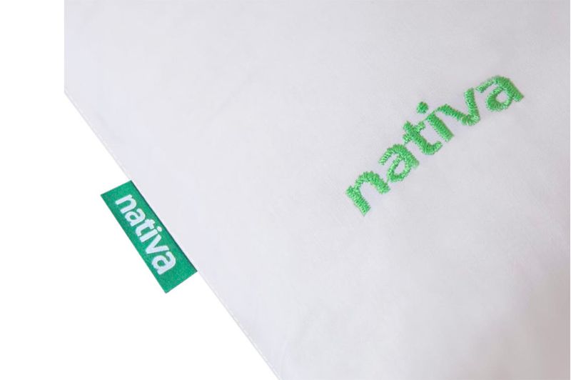 Almohada-Fibra-Efecto-Pluma-Nativa-0.70-x-0.40
