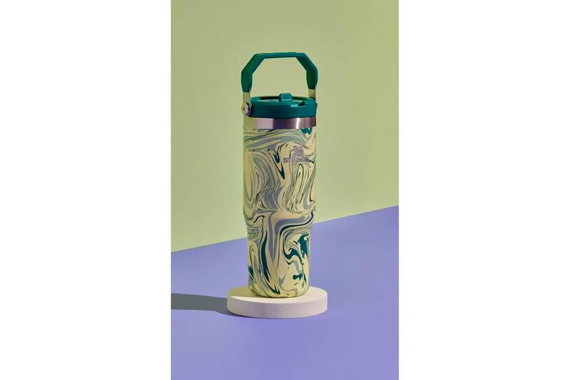 Botella-Termica-Stanley-Flip-Straw-887ML-Citro