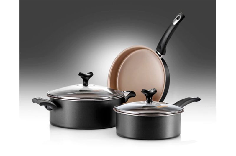Batería de Cocina Marmicoc Sabores B3PDP 5 Piezas Negro Dorado_0000_Captura de pantalla 2024-12-31 114710.jpg