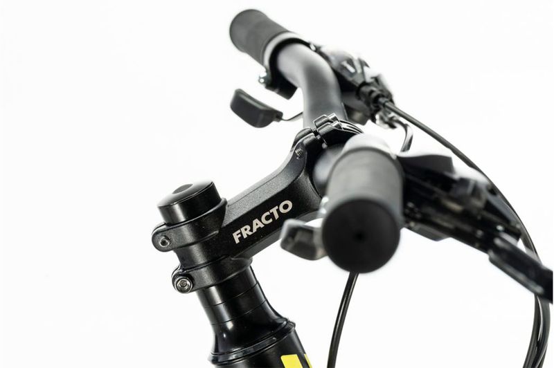Bicicleta R29 Futura Cheetah 5189 21V Negro_Amarillo_0008_Cheetah-WEB-AMARILLA-DETALLES-00014-1024x683