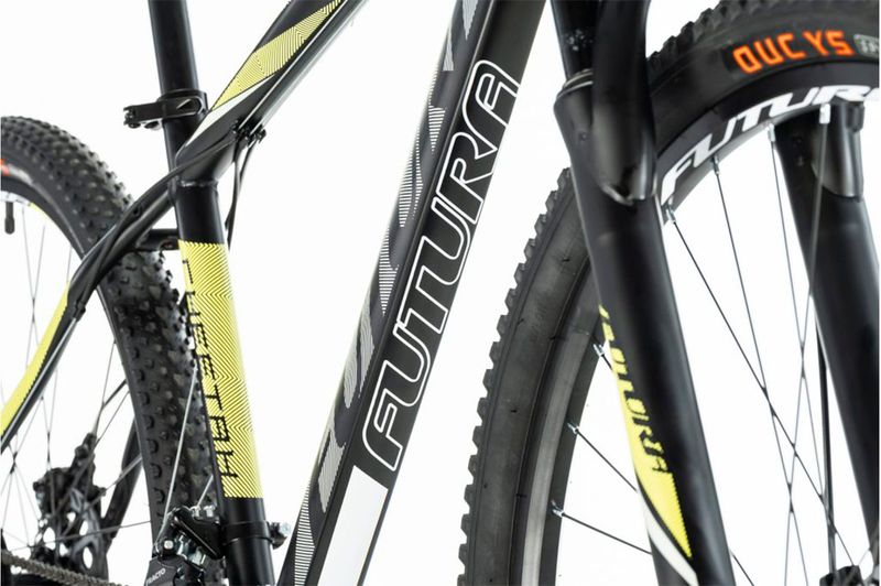 Bicicleta R29 Futura Cheetah 5189 21V Negro_Amarillo_0013_Cheetah-WEB-AMARILLA-DETALLES-00037-1024x683