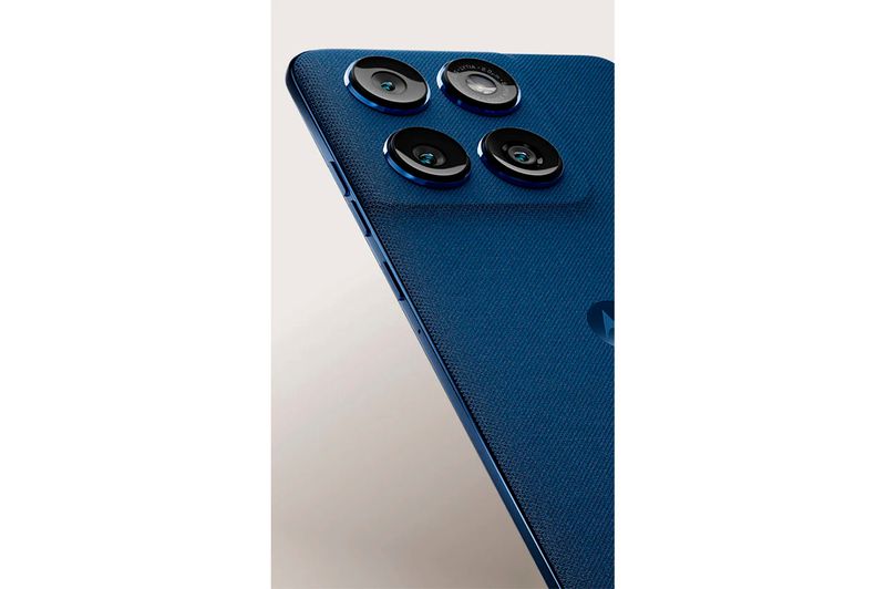 44733 Celular Motorola Edge 60 Fusion 12GB 512GB Azul _0003_moto-edge-60-pdp-CMF-Design-color1-01-D-94krf2nl