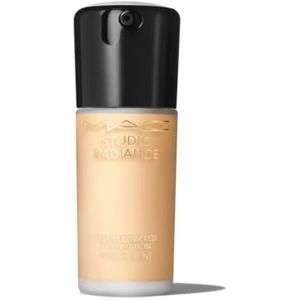 MAC Studio Radiance Serum Powered Foundation NC20