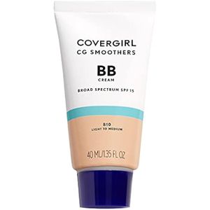 BB Cream liviana de Covergirl Smoothers con SPF 21, crema hidratante con color, paquete de 1.35