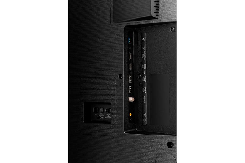 Smart-TV-65”-UHD-4K-Noblex-Black-Series-Pro-DQ65X9600_0005_ports