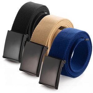 Corte para adaptarse a cinturones de lona de hasta 52 pulgadas con hebilla militar negra sólida
