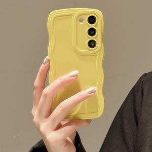 UEEBAI Funda con marco ondulado para Samsung Galaxy A14 5G, bonito marco ondulado, ajuste delgado, a