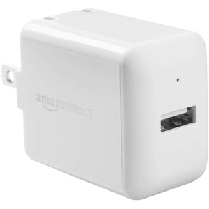 Amazon Basics Cargador de pared USB-A de un puerto de 12 W (2.4 Amp) para teléfonos (iPhone