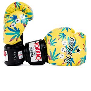 YOKKAO Guantes de boxeo Muay Thai transpirables de diseño | Guantes de entrenamiento y combate de