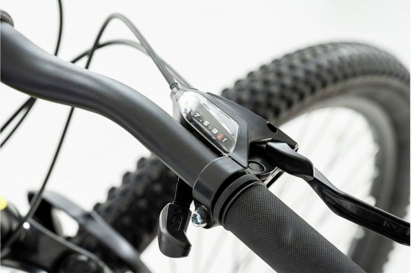 Bicicleta R29 Futura Cheetah 5188 21V Negro Naranja