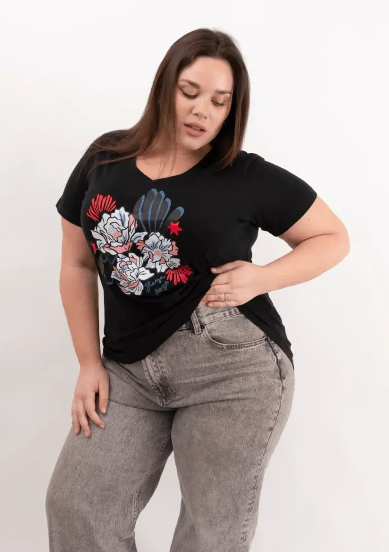 Remera de algodón escote V - Flores Azul & rosa Talle XL - Haya Paz