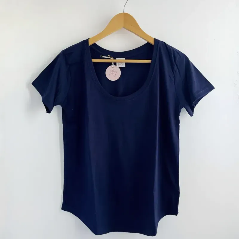 Remera básica - Azul marino Talle L - Haya Paz