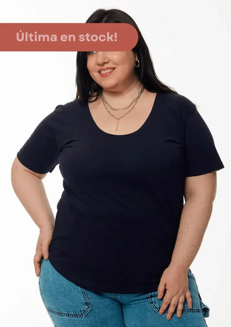 Remera básica - Azul marino Talle L - Haya Paz