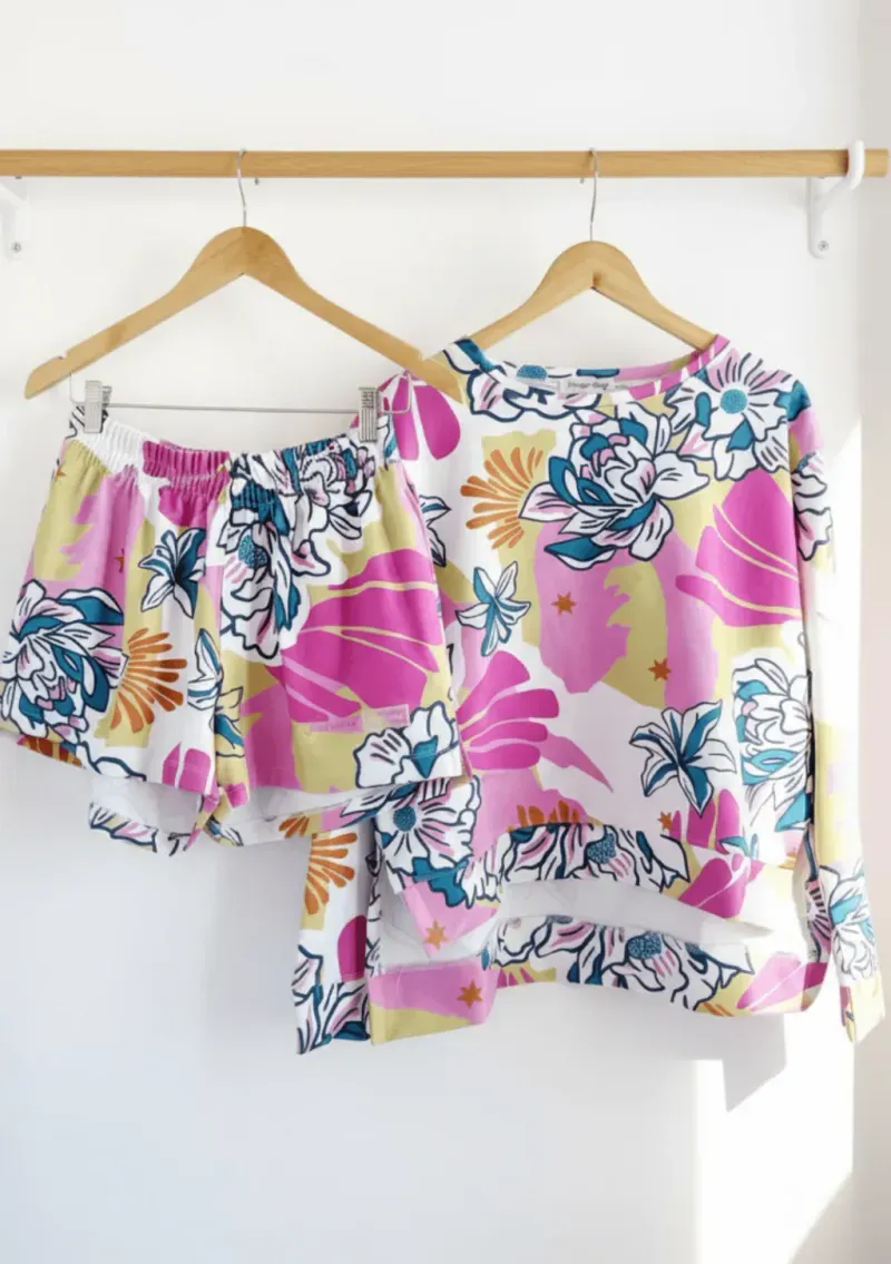 Short de rústico - Elsa con estampa excl. Flores Rosa Talle M - Haya Paz