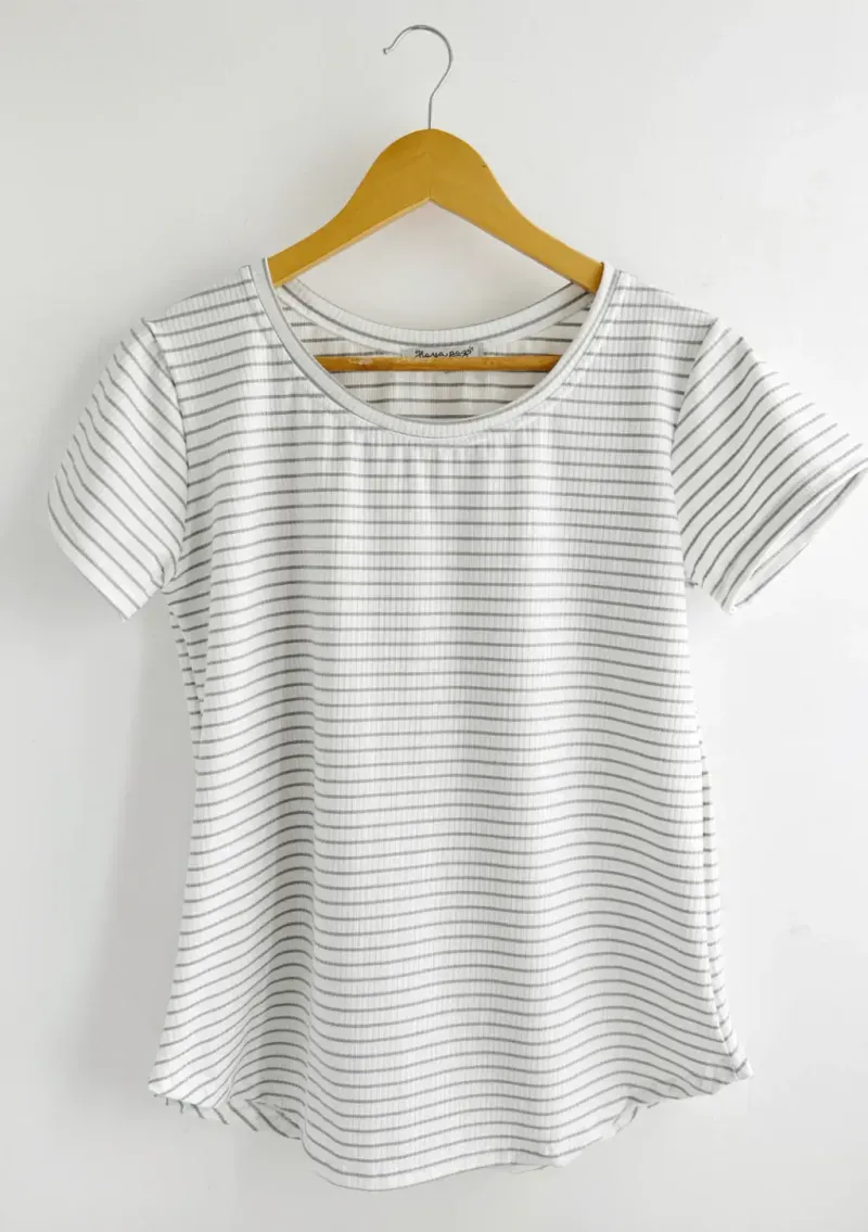 Remera Maga rayado blanco ancho+ gris - Morley Talle M - Haya Paz