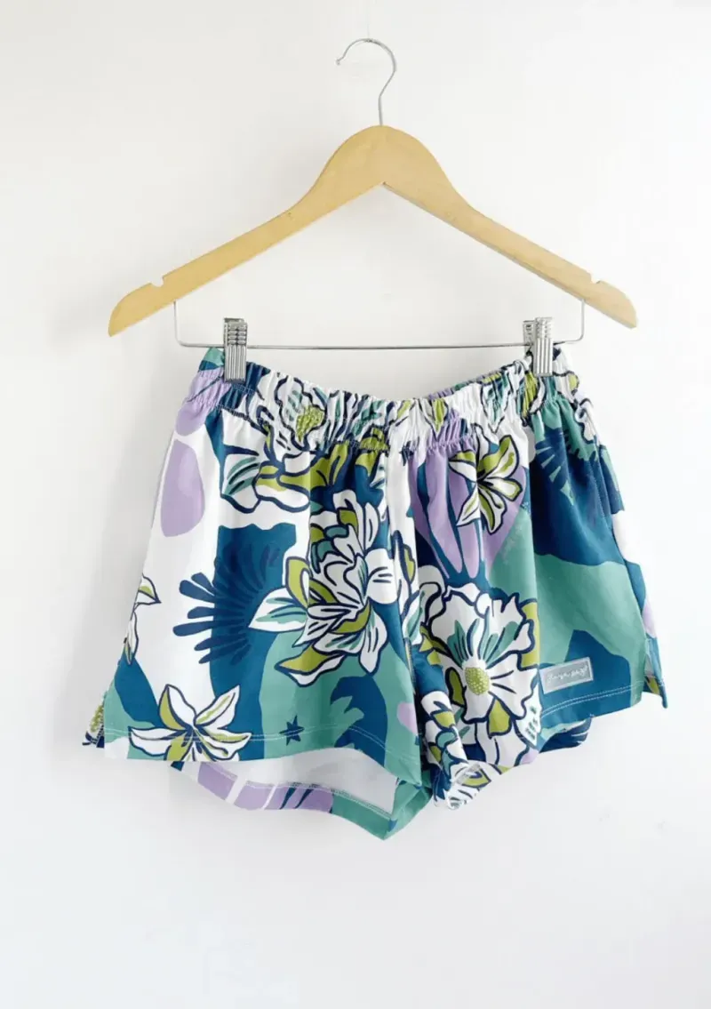 Short de rústico - Elsa con estampa excl. Flores Verde Talle M - Haya Paz
