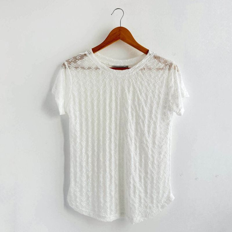 Remera de encaje + musculosa- Elena Blanco Talle L - Haya Paz