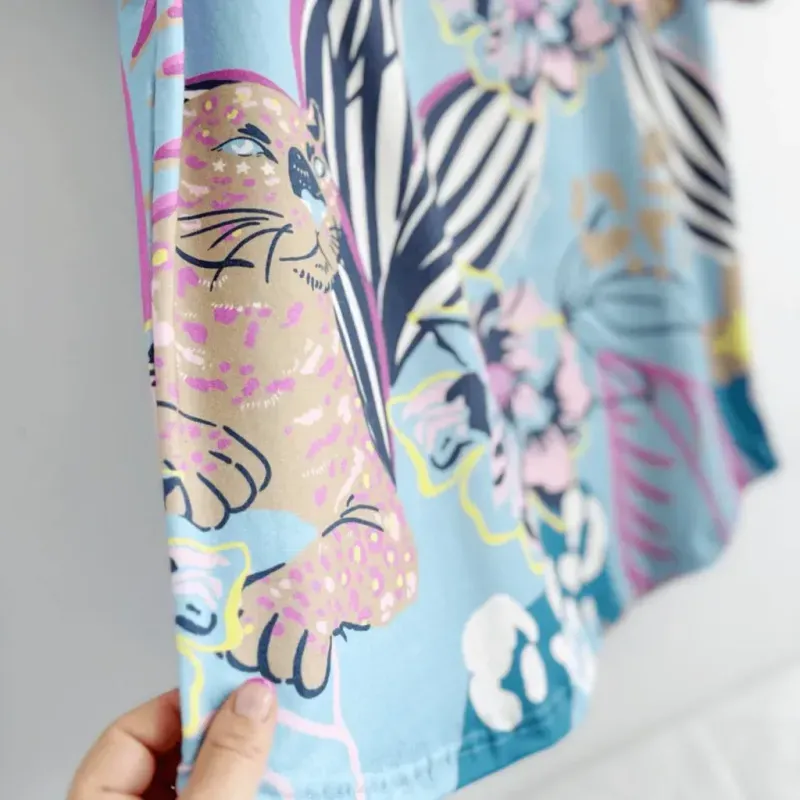 Remera Maga Estampa excl. Tigre celeste - Algodón con lycra Talle M - Haya Paz