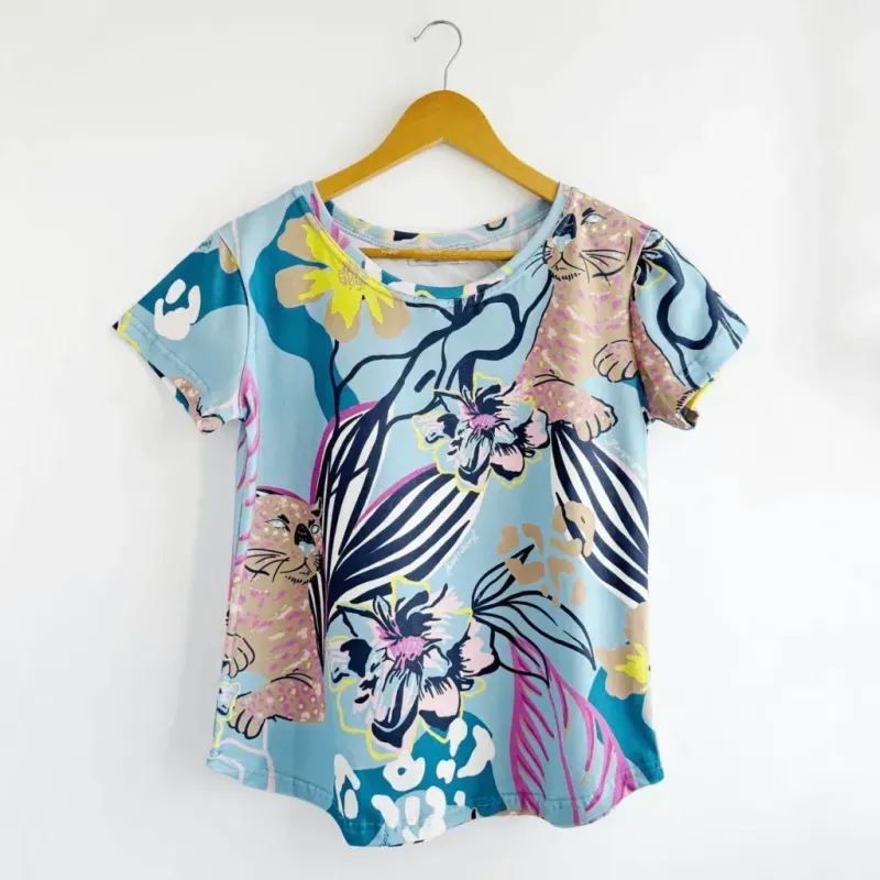 Remera Maga Estampa excl. Tigre celeste - Algodón con lycra Talle M - Haya Paz