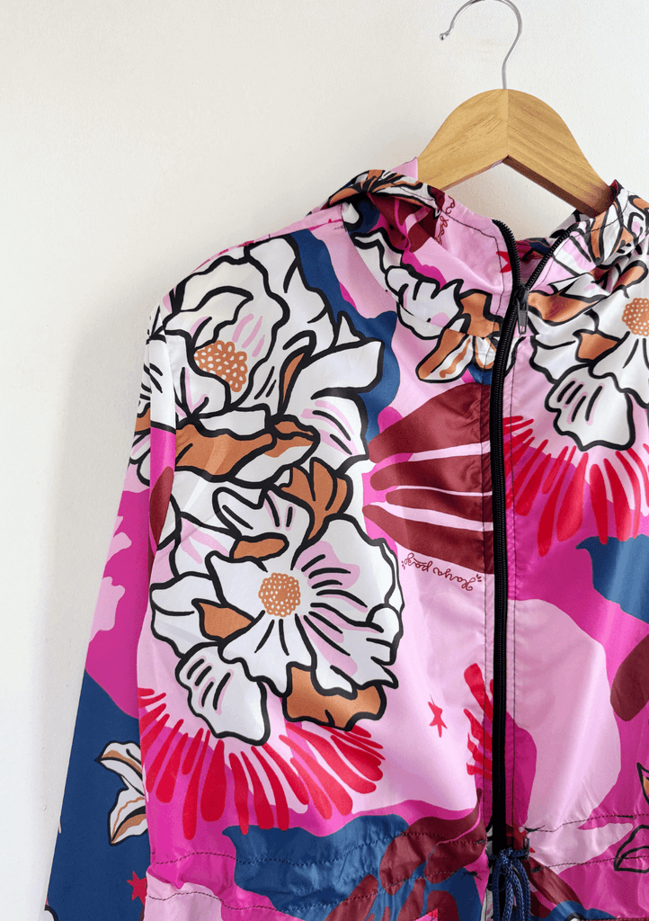 Piloto Alicia de cire - Estampa flores azul y rosa Talle 3XL - Haya Paz