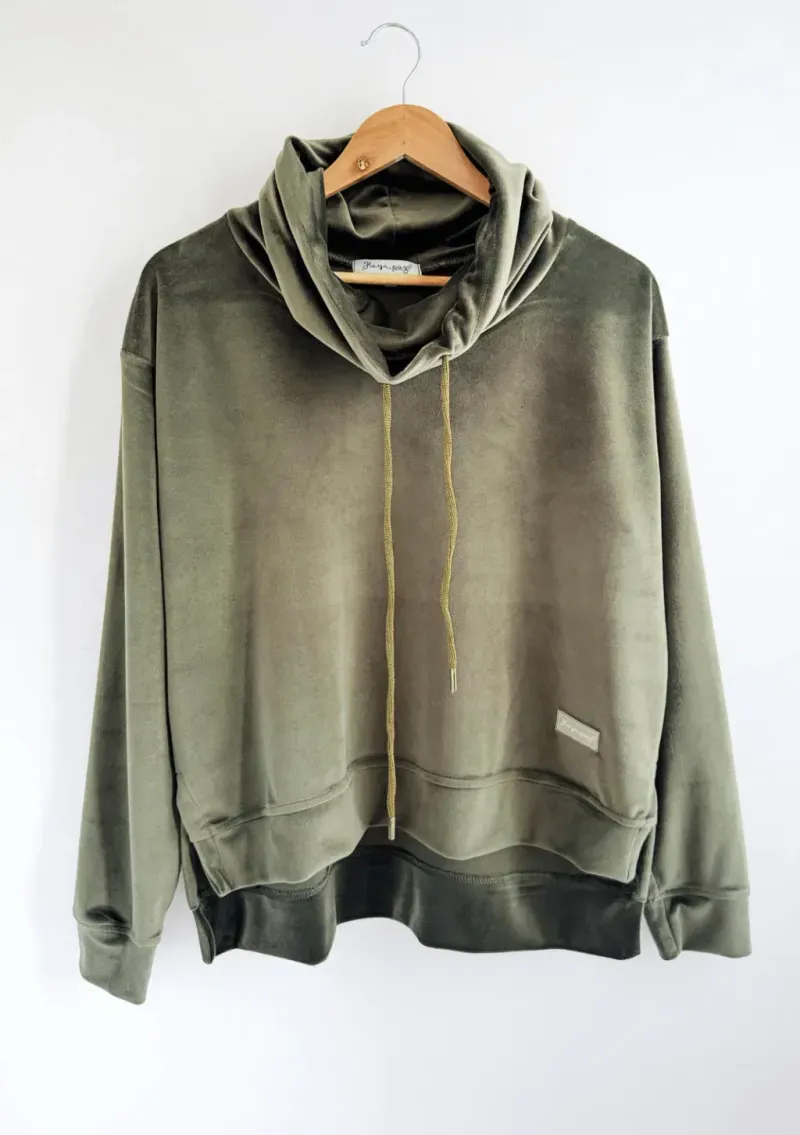 Buzo Sara de plush - Verde militar Talle XL - Haya Paz