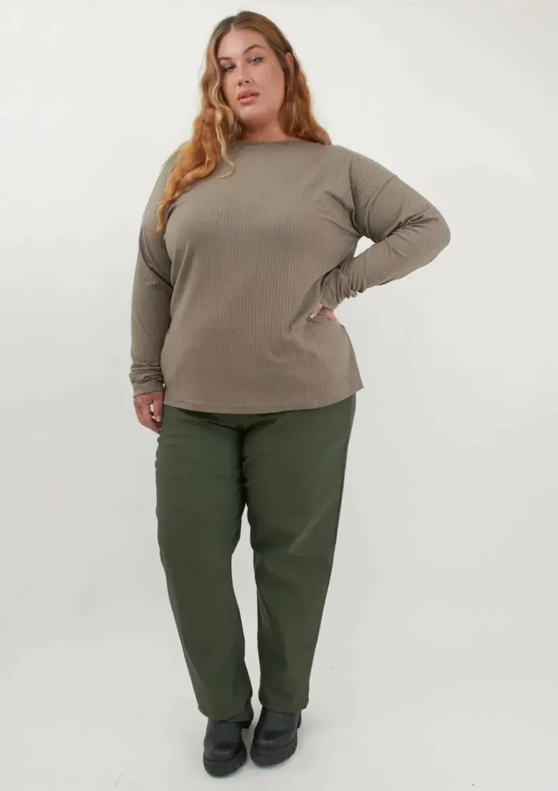 Pantalón Cami - Verde militar Talle L - Haya Paz