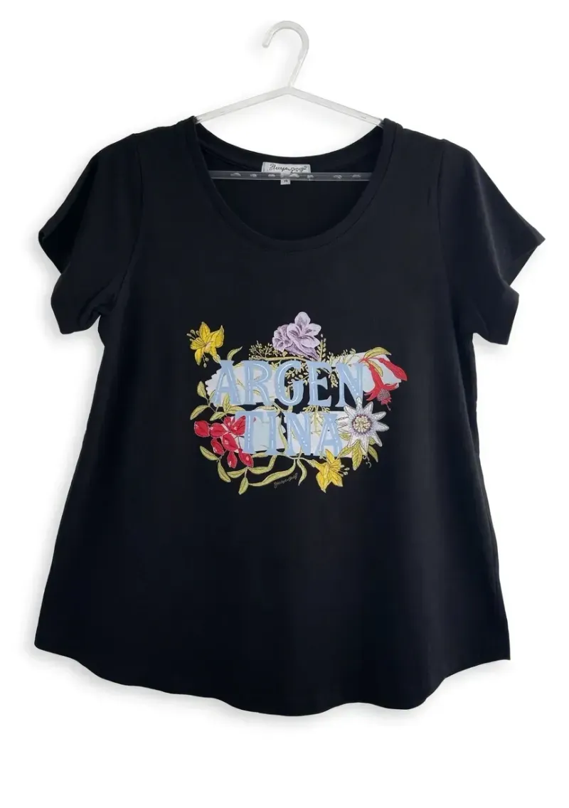 Remera de algodón escote redondo - Cápsula Arg. Argentina Talle L - Haya Paz