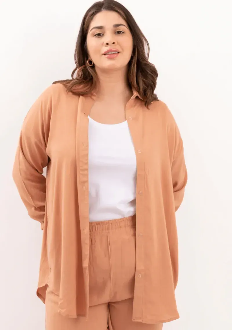 Camisa de lino - Tostado Talle 3XL - Haya Paz
