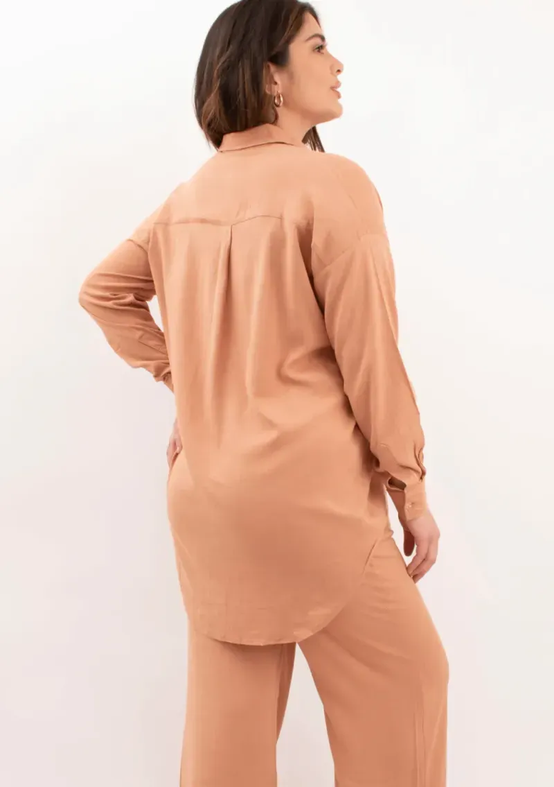 Camisa de lino - Tostado Talle 3XL - Haya Paz