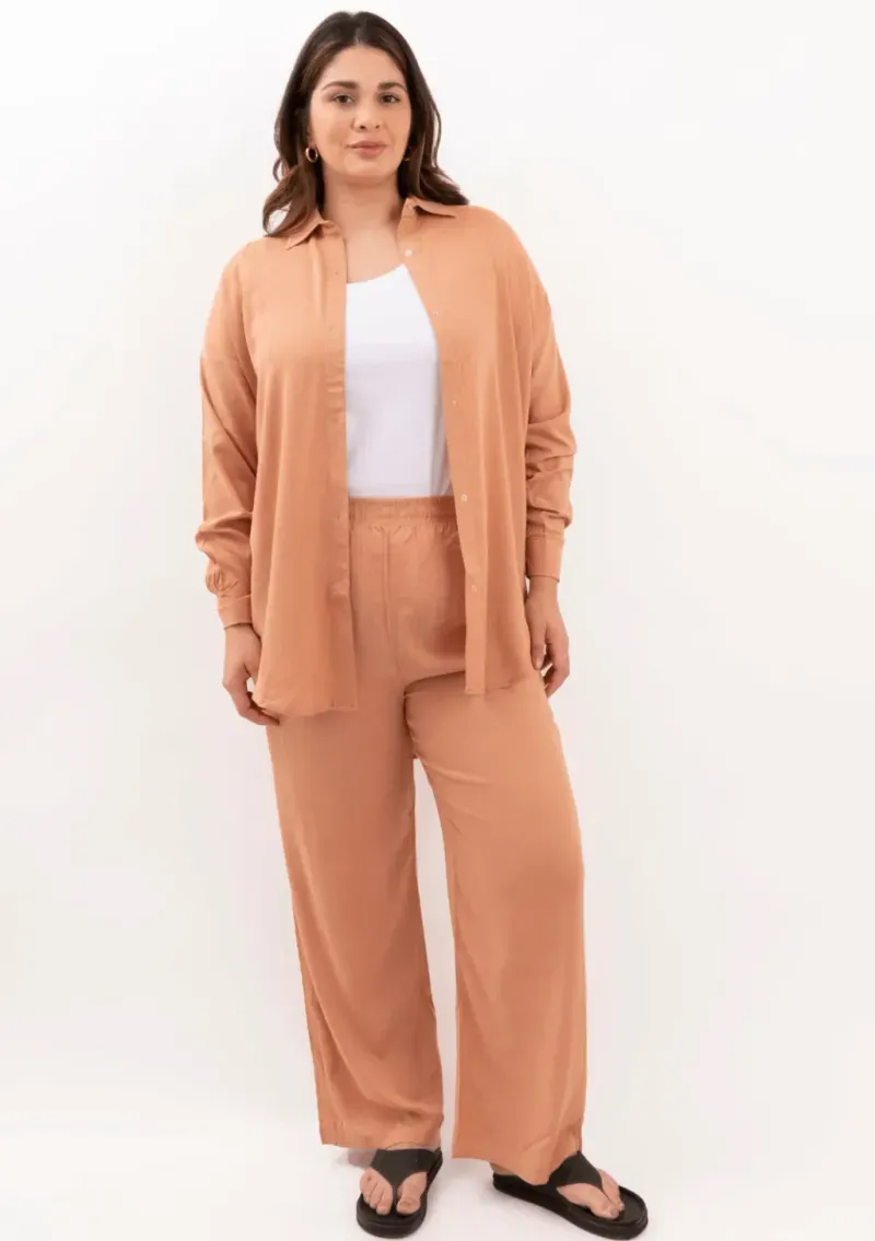 Camisa de lino - Tostado Talle 3XL - Haya Paz