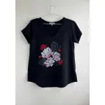Remera de algodón escote V - Flores Azul & rosa Talle M - Haya Paz