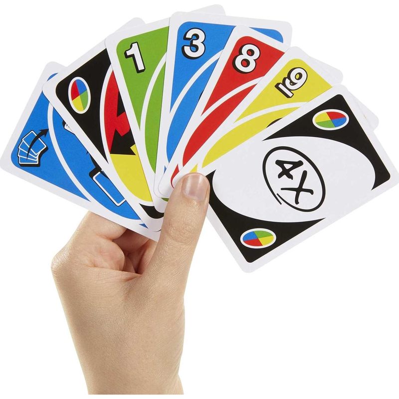 Mattel Games: Juego de cartas UNO Attack Mattel GXY81 con lanzador electrónico de cartas