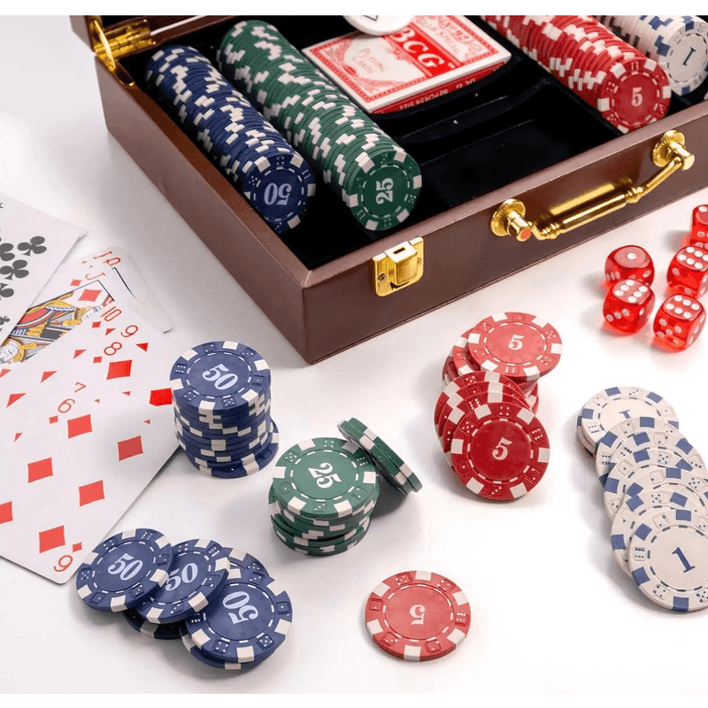 Juego De Poker 200 Fichas Cartas Dados Maletin De Cuero